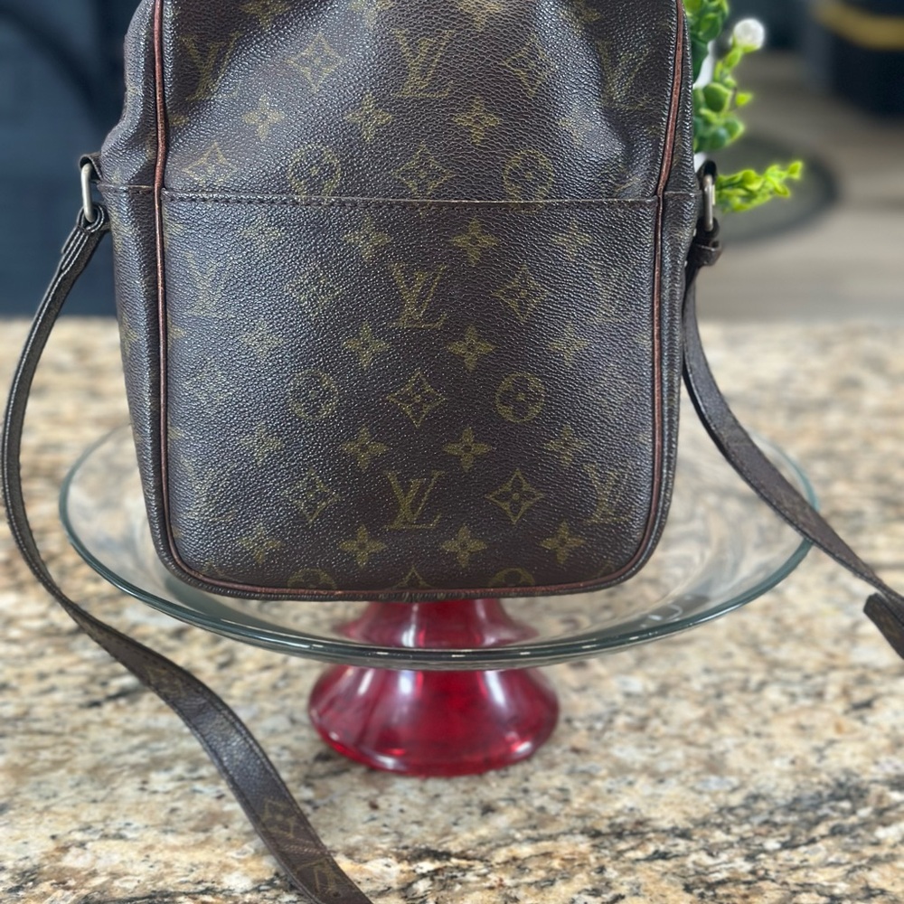 Louis Vuitton shoulder bag monogram